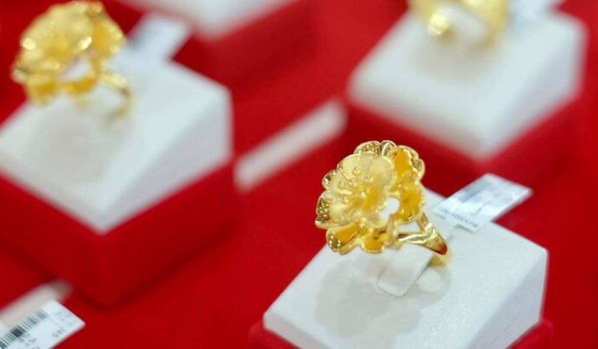 Vì sao vàng rơi cắm đầu xuống dưới 4.000 USD/ounce?