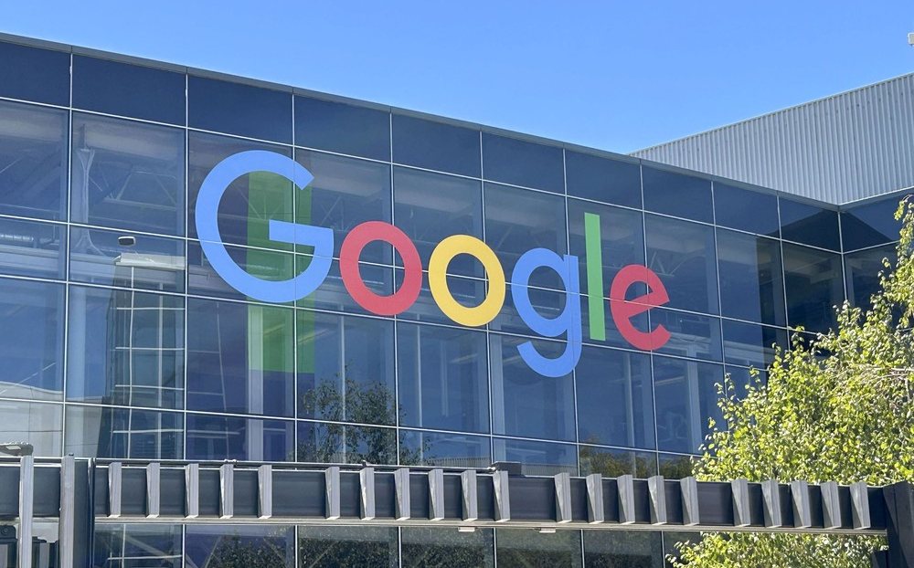 Các nền tảng mạng xã hội lớn đối mặt vụ kiện lịch sử tại Mỹ