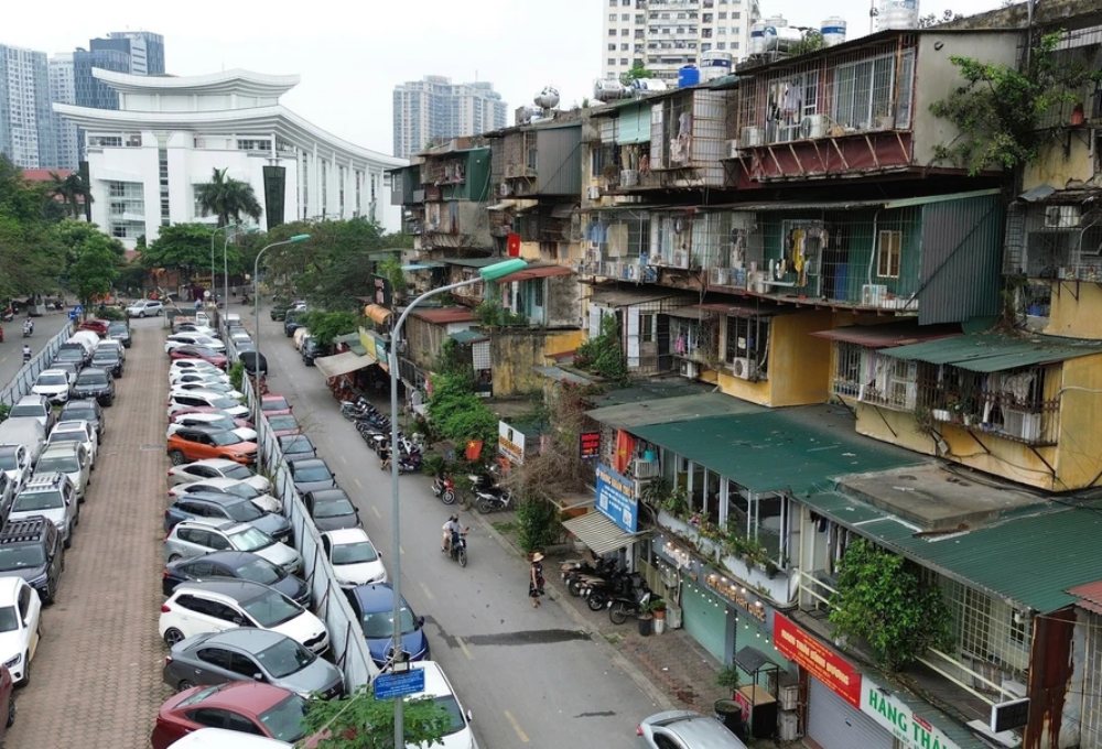 “Đường băng pháp lý” mới mở lối hồi sinh chung cư cũ Hà Nội