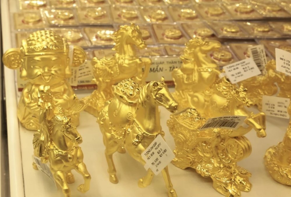 Ngày Vía Thần Tài: Mở cửa giao dịch giá vàng miếng giảm 300 nghìn đồng/lượng