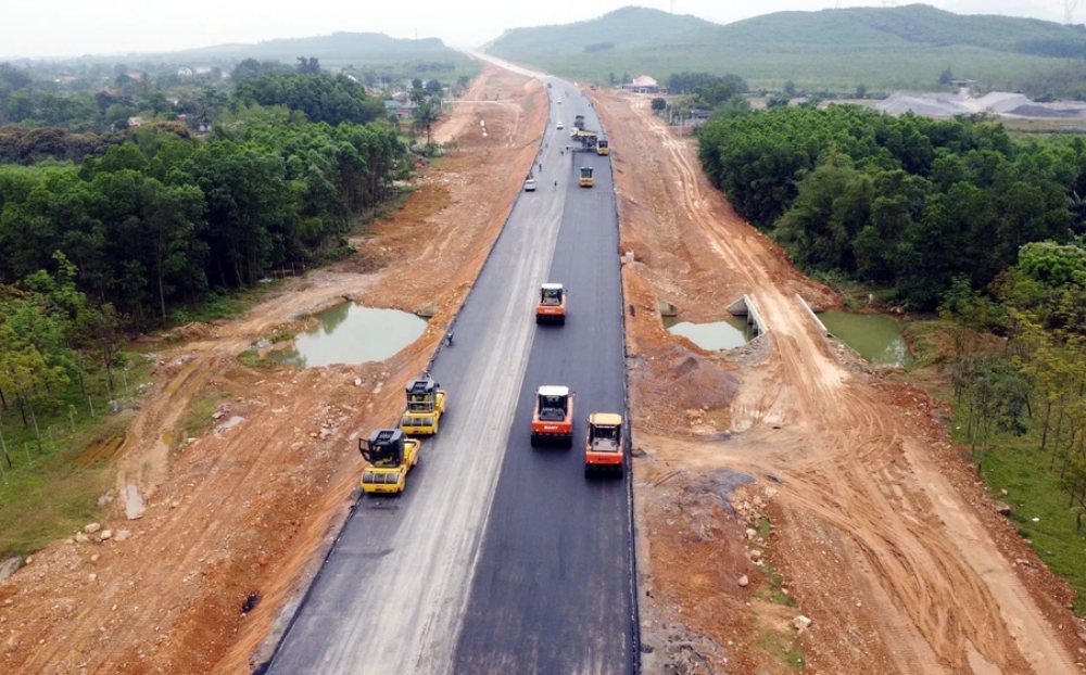 Tăng cường giải pháp quản lý, bình ổn giá vật liệu, tháo gỡ khó khăn cho các công trình giao thông