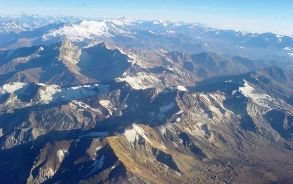 Dãy núi Andes nằm ở đâu? Tìm hiểu dãy núi dài nhất thế giới