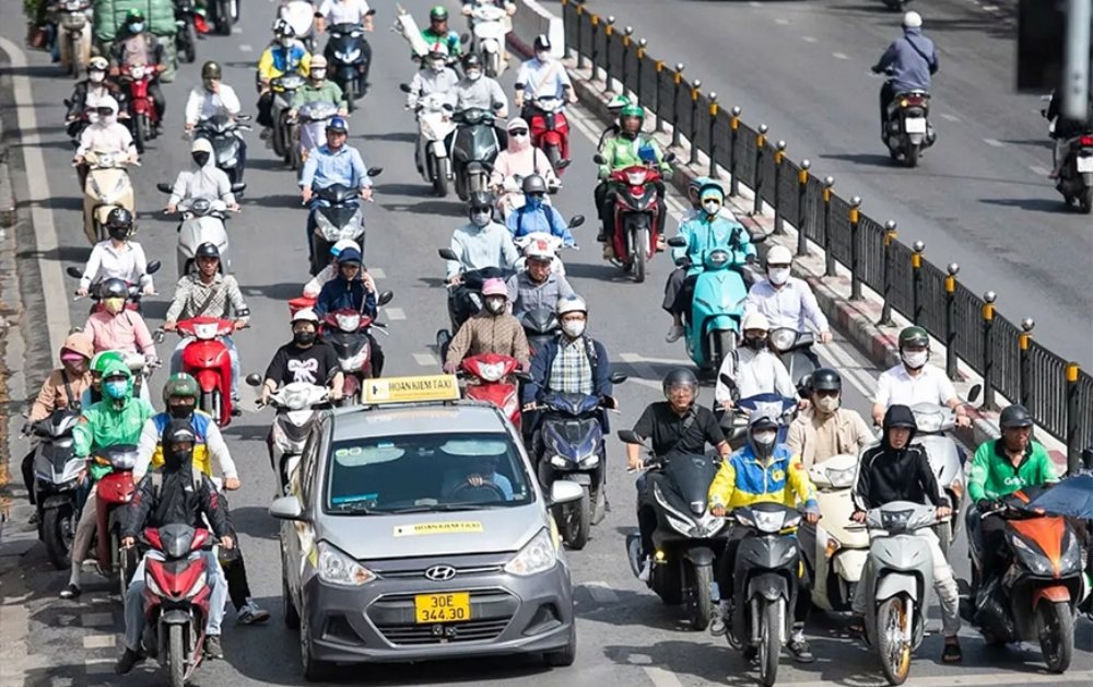 Dự báo thời tiết hôm nay 7/4: Nắng nóng bao phủ cả nước, miền Trung có nơi trên 40 độ C