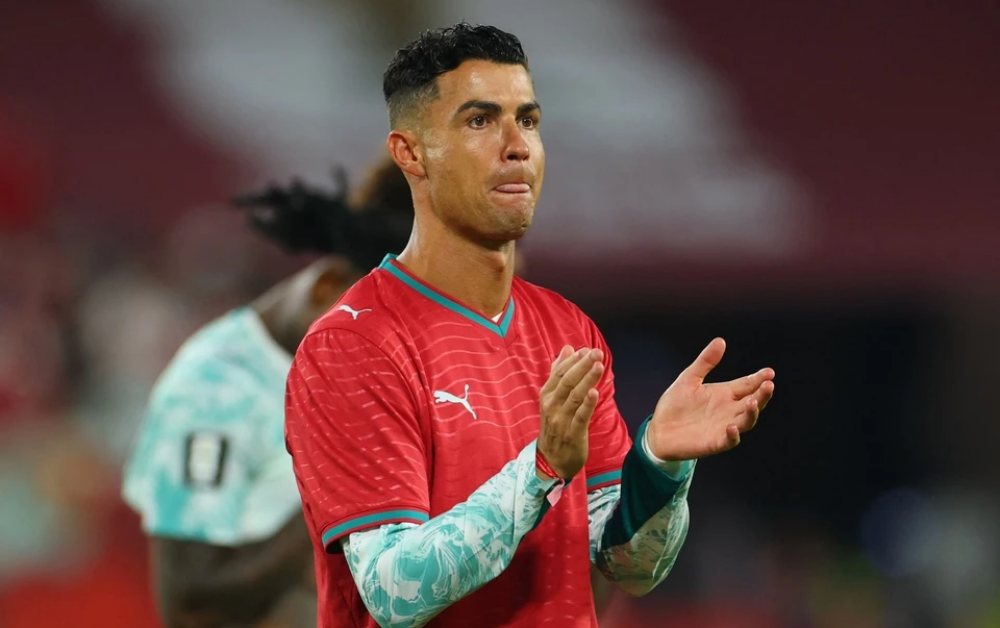Ronaldo gây tranh cãi khi nhận danh hiệu Cầu thủ hay nhất trận trước Croatia