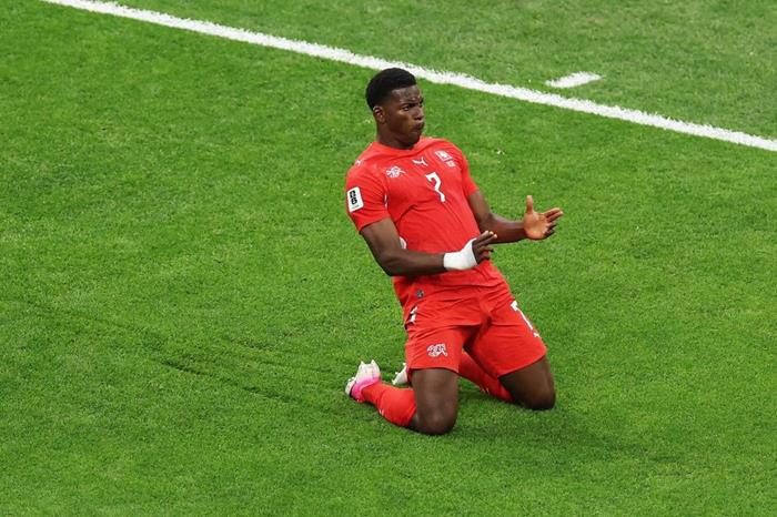 Cuộc chiến ngôi sao Thụy Sĩ vs Colombia: Embolo đối đầu Davinson Sánchez