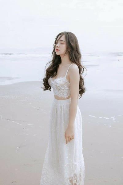 99+ Hình ảnh gái xinh mặc váy trắng đẹp siêu cute dễ thương 2023