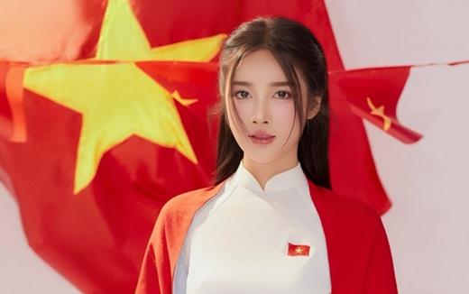 Nguyễn Thị Thùy Dương là ai? Á khôi 1 Hoa khôi Áo dài Việt Nam 2023