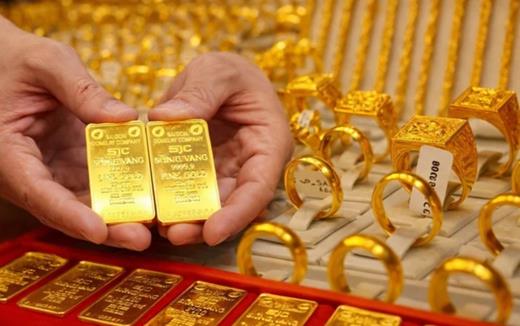 Giá vàng hôm nay 11/5: Vàng bật tăng mạnh trở lại, người mua vẫn dè chừng