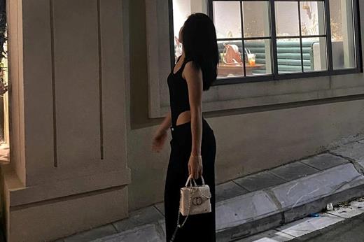 Hot girl bóng chuyền Việt Nam lọt top 10 thế giới, "đốt mắt" người hâm mộ dịp cận tết Bính Ngọ