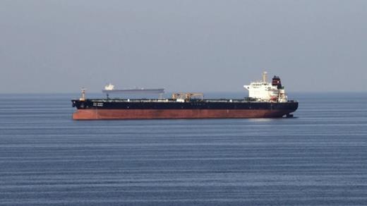 Iran cho phép tàu chở "hàng thiết yếu" qua eo biển Hormuz