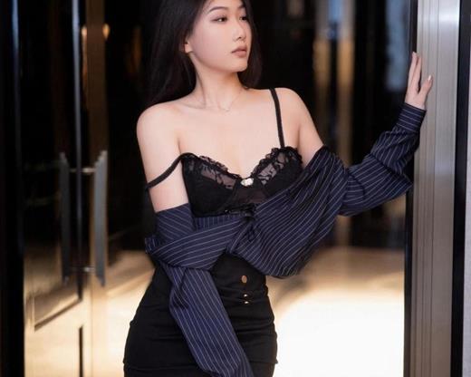 +99 Ảnh ngực đẹp sexy, gợi cảm đến từ nữ thần xứ Hoa Ngữ