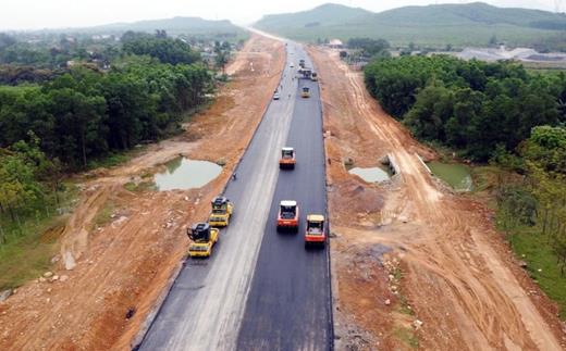 Tăng cường giải pháp quản lý, bình ổn giá vật liệu, tháo gỡ khó khăn cho các công trình giao thông