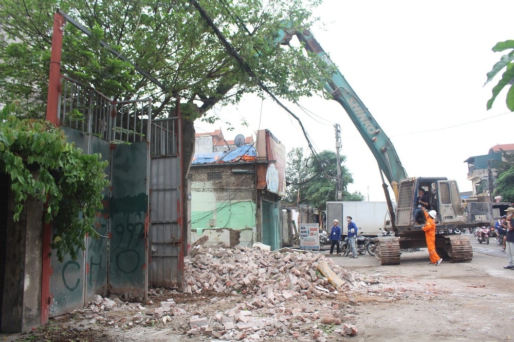 Hà Nội: Cưỡng chế thu hồi đất thực hiện dự án xây dựng đường Tam Trinh