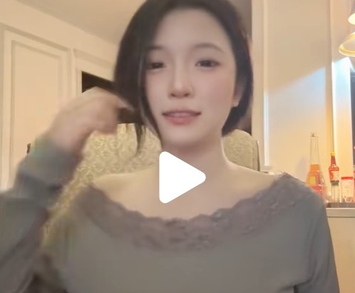 Vụ Tiktoker Tớ là nàng tấm và bạn trai 2 phút