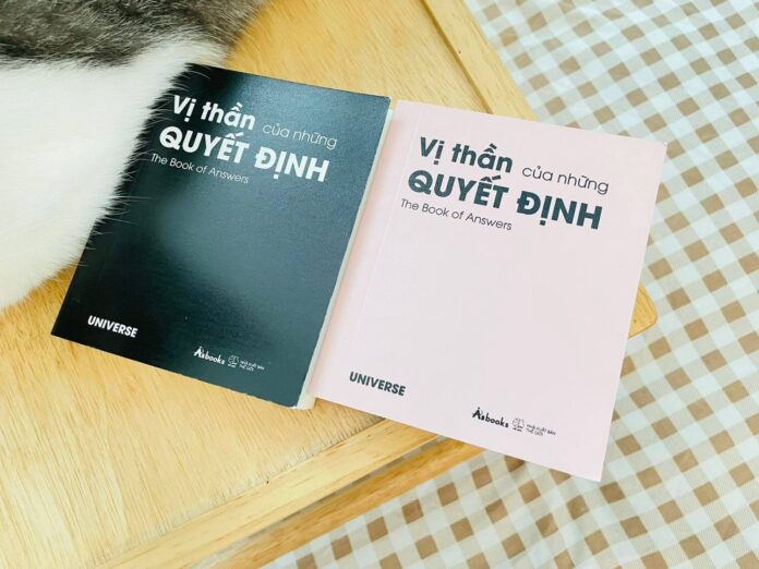 Sách Vị Thần Của Những Quyết Định - Một Thông Điệp Đến Từ Vũ Trụ