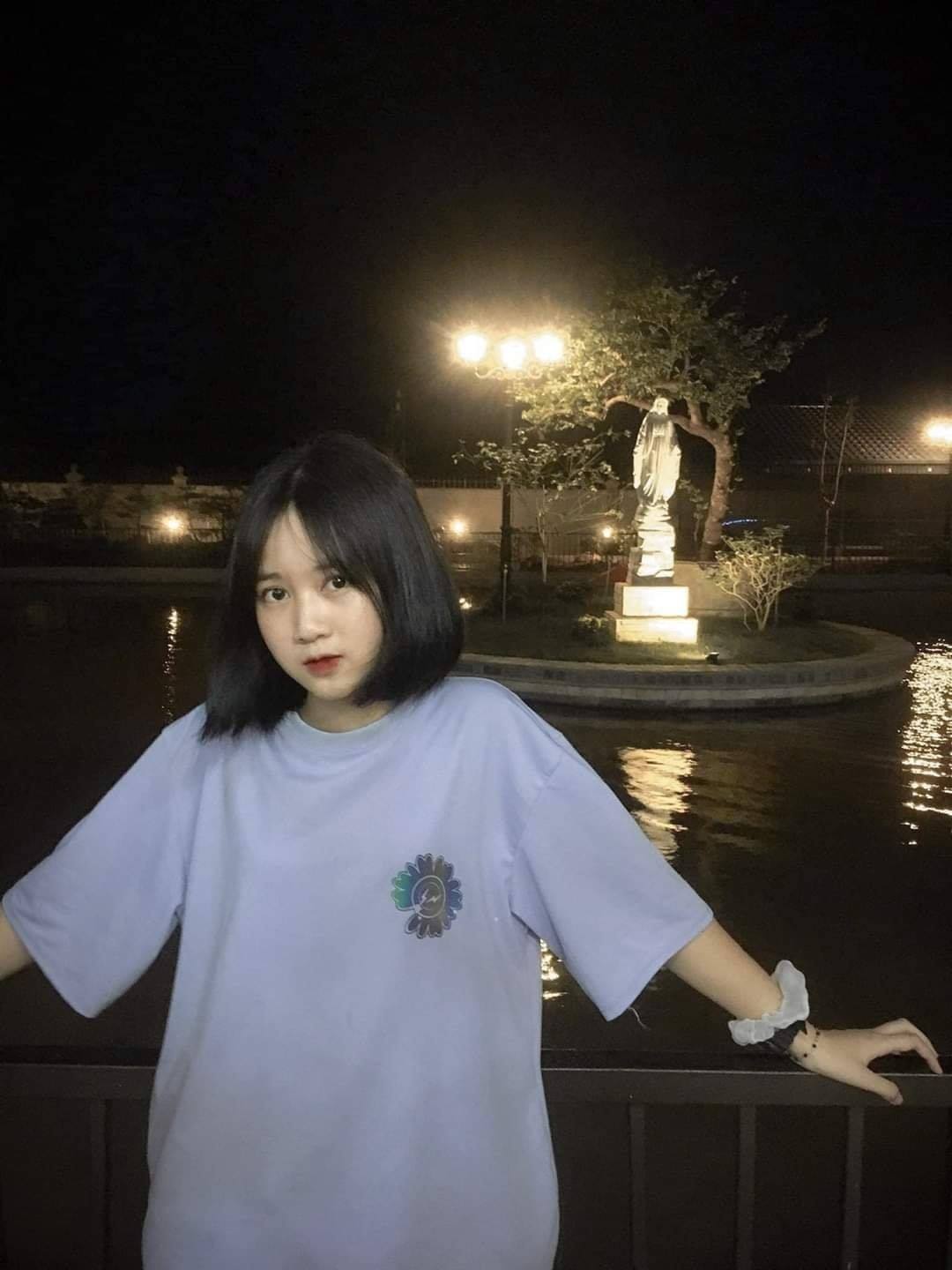 22144046-anh-gai-xinh-toc-ngan-001