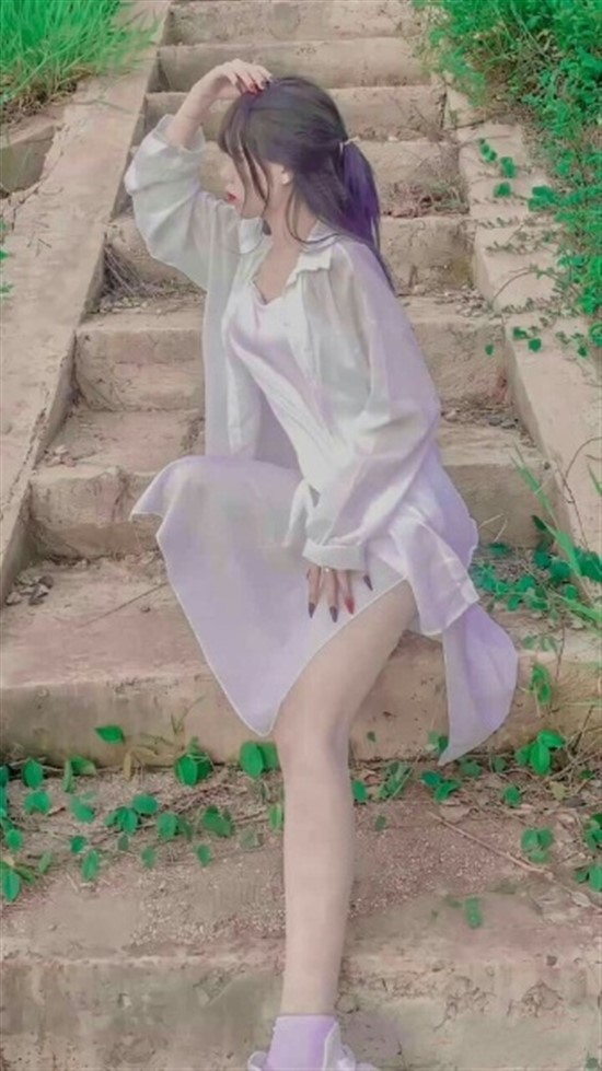 99 Hình ảnh gái xinh mặc váy trắng đẹp siêu cute dễ thương 2023