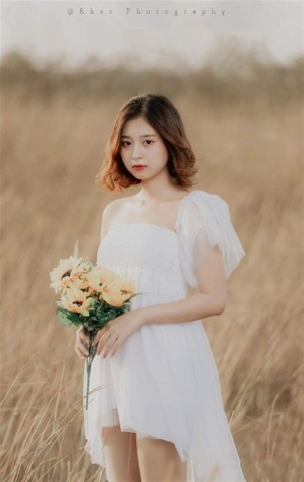 300 ảnh mạng mặc váy đẹp và kiêu sa không thể bỏ qua
